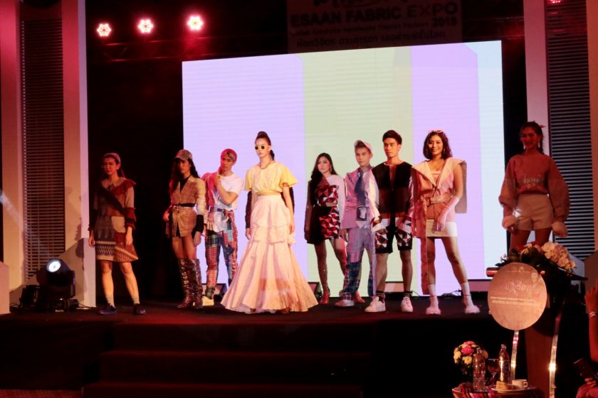 Young Designers of Faculty of Architecture show the Esaan Fabric Expo ...